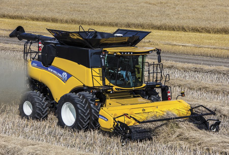 New Holland CR Series Tier 4B Twin Rotor Combines 2