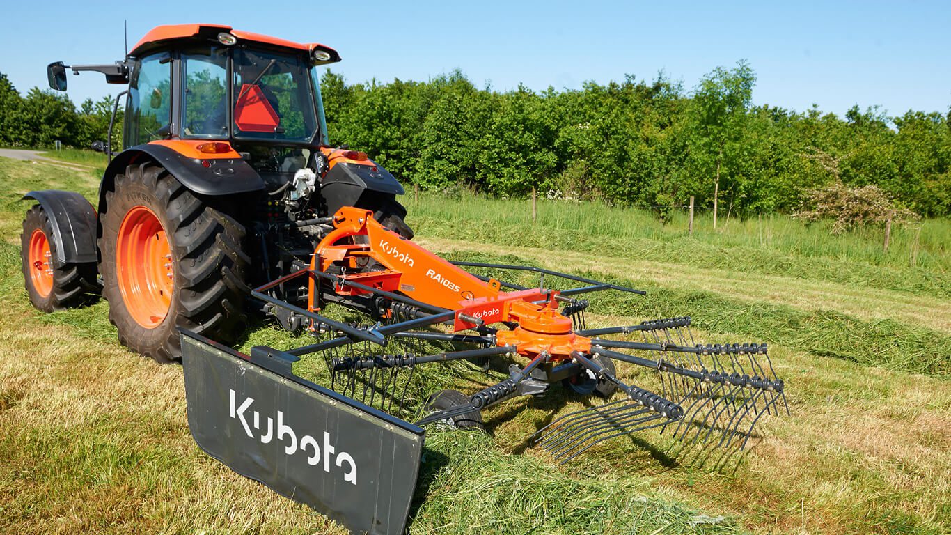 Kubota Single Rotor Rakes 2