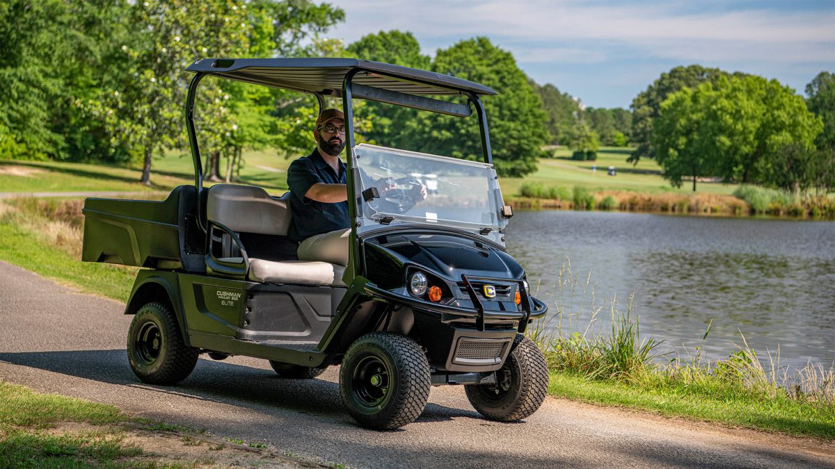 Cushman Hauler 800 7