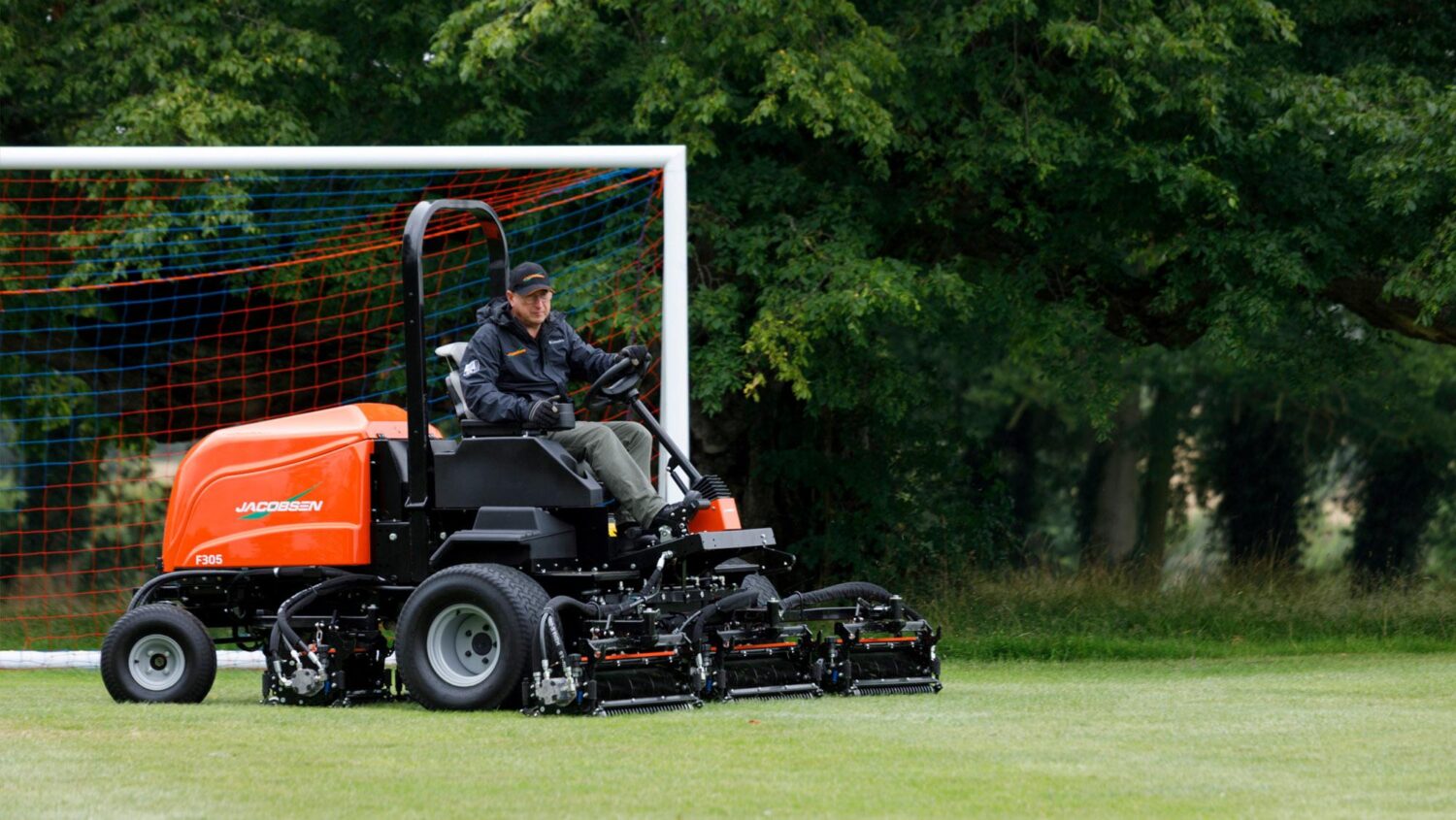 Jacobsen F305 1