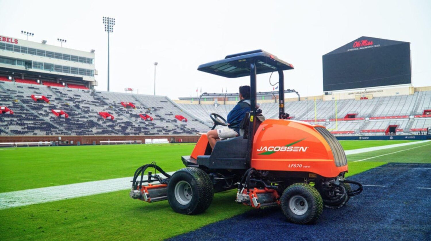 Jacobsen LF570 2